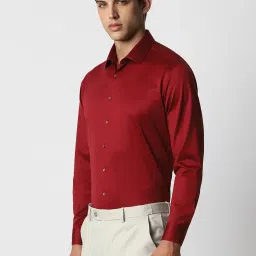 Van Heusen Red Cotton Slim Fit Shirts image 3