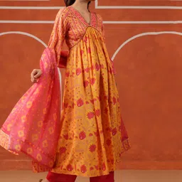 GoSriKi Women Floral Printed A-Line Kurta with Palazzos & Dupatta image 5