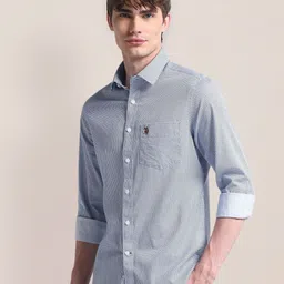 U.S. Polo Assn. Men Classic Spread Collar Micro Ditsy Printed Cotton Casual Shirt image 5