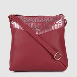 Baggit Women Red Geometric Printed Structured Sling Bag-picture-39