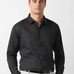 Van Heusen Black Cotton Slim Fit Printed Shirt-image-93