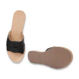 Ginger by Lifestyle Women's Black Cross Strap Sandals image 3