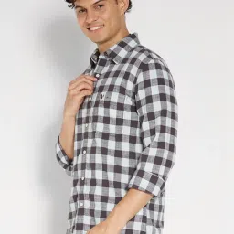 American Eagle Black Slim Fit Checks Shirt image 3