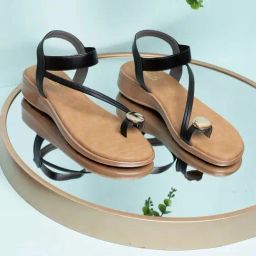 Inc.5 Women's Black Toe Ring Wedges-picture-26