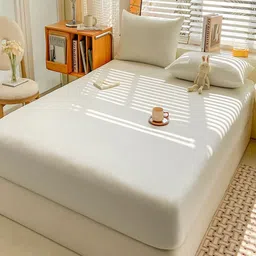 JC HOME White 140 TC Fitted Queen Bedsheet Set 1.50 m x 2 m image 2