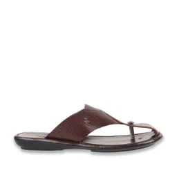 Mochi Men's Brown Thong Sandals image 3