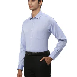 Park Avenue Blue Regular Fit Texture Shirt image 3