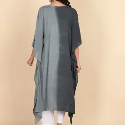 Maaesa Grey And Black Solid Three-Quarter Sleeves Kaftan Kurta image 2