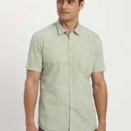 Peter England Green Cotton Slim Fit Printed Shirt-image-31
