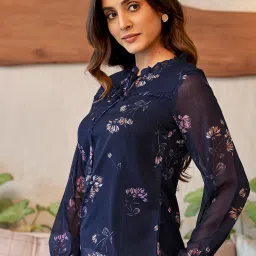 SELVIA Navy Floral Print Top image 3