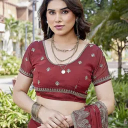 the textile hub The Textile Women Hub Ethnic Motifs Embroidered Pure Silk Saree image 2