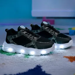 Hopits Camouflaged Lace Up LED Sneakers - Black-image-0