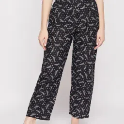 Clovia Black Printed Pyjamas-image-23