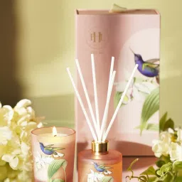 Pure Home and Living Pink Glass Jasmine & Garland Candle & Diffuser Set image 3