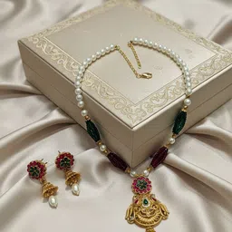 Anouk Kundan & Pearls-Studded Jewellery Set-image-98