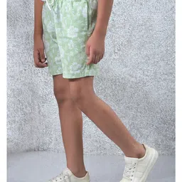 CRIMSOUNE CLUB Cotton Woven Green Tea Text Printed Shorts - Multi Colour image 4