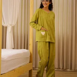 sanskrutihomes Women Night Suit Set Green Solid-picture-23