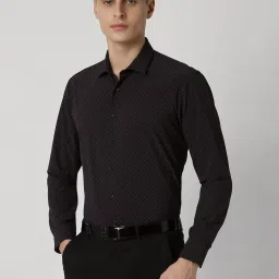 Van Heusen Black Slim Fit Printed Shirt image 3