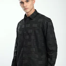 Beyoung Men Relaxed Fit Spread Collar Textured Casual Shirt image 3