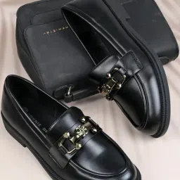 Ronnie Grey Women's Black Casual Loafers-image-34