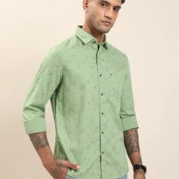 Turtle Pista Green Cotton Slim Fit Printed Casual Shirt image 3
