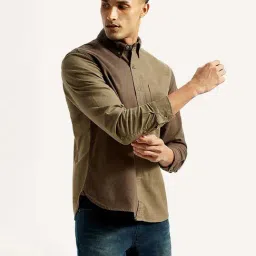 Levi's Brown Cotton Regular Fit Shirt image 3