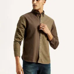 Levi's Brown Cotton Regular Fit Shirt image 4