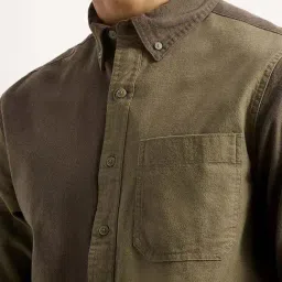 Levi's Brown Cotton Regular Fit Shirt image 5