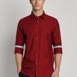 Peter England Red Cotton Slim Fit Shirt-picture-38