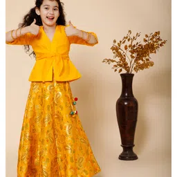 Piccolo Three Fourth Sleeves Floral Motif Foil Printed Banarasi Lehenga With Organza Tie Blouse - Yellow image 5