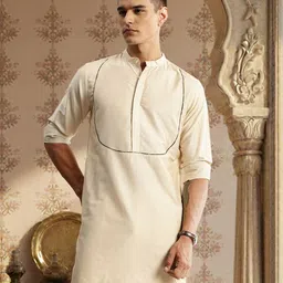 House of Pataudi Jashn Kurta with Trousers-picture-16
