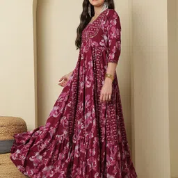 GLAM ROOTS Women Ethnic Motifs Printed Mirror Work Panelled Anarkali Ankle Length Kurta image 4