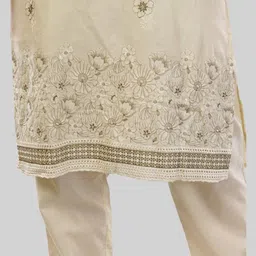 EELIKA Women Floral Embroidered Cotton Kurta with Trousers & Dupatta image 3