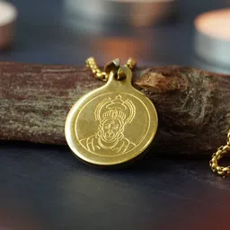 Japam Unisex Gold-Plated Pendants With Chains image 4