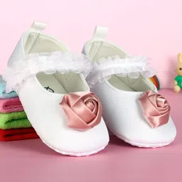 Babyoye Velcro Closure Booties With Floral Applique - White-image-66