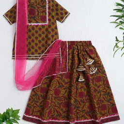 The Magic Wand Cotton Woven Half Sleeves Floral Printed & Gota Lace Embellished Kurti & Lehenga With Dupatta Set - Mustard-picture-18