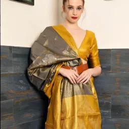 Odette Grey & Mustard Woven Saree With Unstitched Blouse image 4