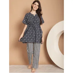 Kanvin Navy Blue Geometric Printed Pure Cotton Night Suit (Set of 2)-picture-11