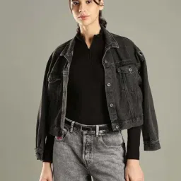 Tommy Hilfiger Black Cotton Slim Fit T-Shirt image 4