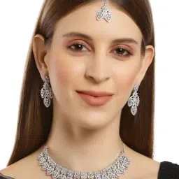 Karatcart Silver Tone Leaf Shape American Diamond Studded Necklace Set for Women-picture-13