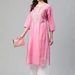 READIPRINT FASHIONS Pink Cotton Embroidered Straight Kurta image 4