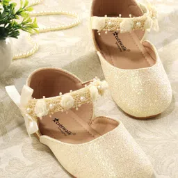 Cute Walk by Babyhug Velcro Closure Bellies with Lace Floral & Pearl Detailing - Beige-picture-13