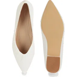 Van Heusen Women's White Casual Pumps image 4