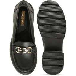 Flat N Heels Women's Black Casual Loafers image 4