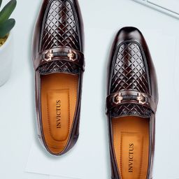 INVICTUS Men Square Toe Textured Loafers-picture-2