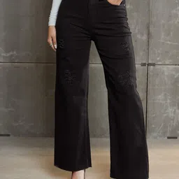 SASSAFRAS Women High-Rise Mildly Distressed Jeans-image-59