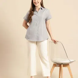 Qurvii Grey Casual Shirt image 4