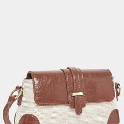Styli Brown Textured Handbag image 4