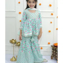 Ka-mee Three Fourth Sleeves Floral Printed & Lace Embellished Coordinating Kurta Sharara Set With Dupatta - Green-picture-12