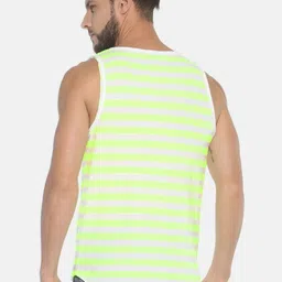 Masculino Latino Men Bio Finish Pockets T-shirt image 3